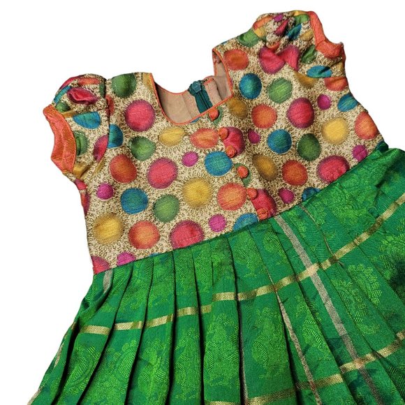 handmade green polka dot dress size around 18-24 months but see measurements - Picture 3 of 8